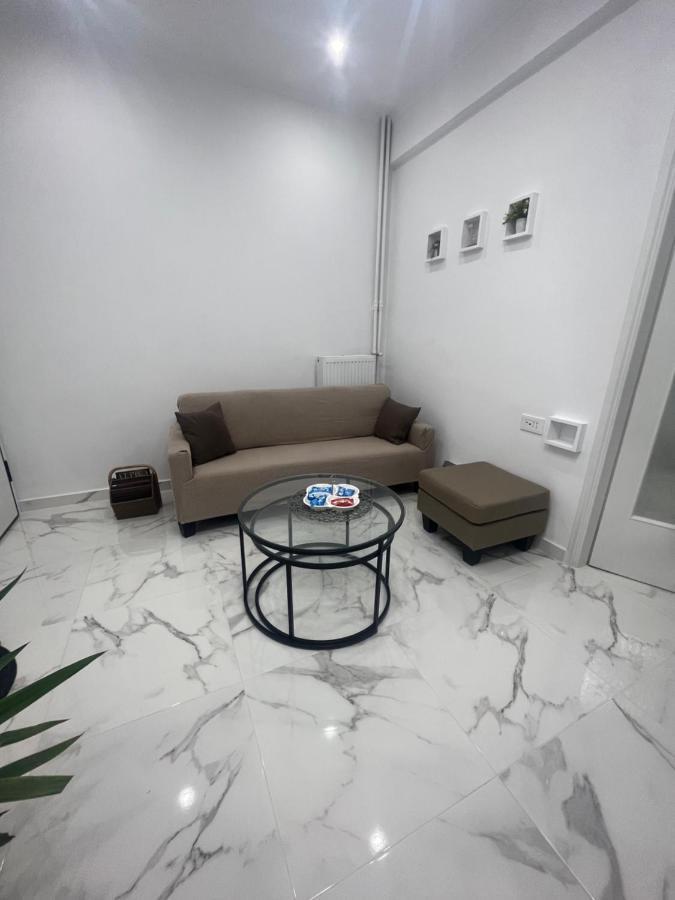 White Apartment Athen Eksteriør billede