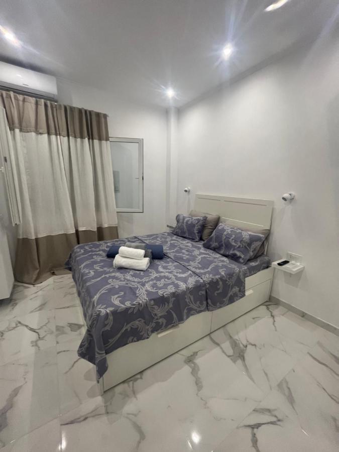 White Apartment Athen Eksteriør billede